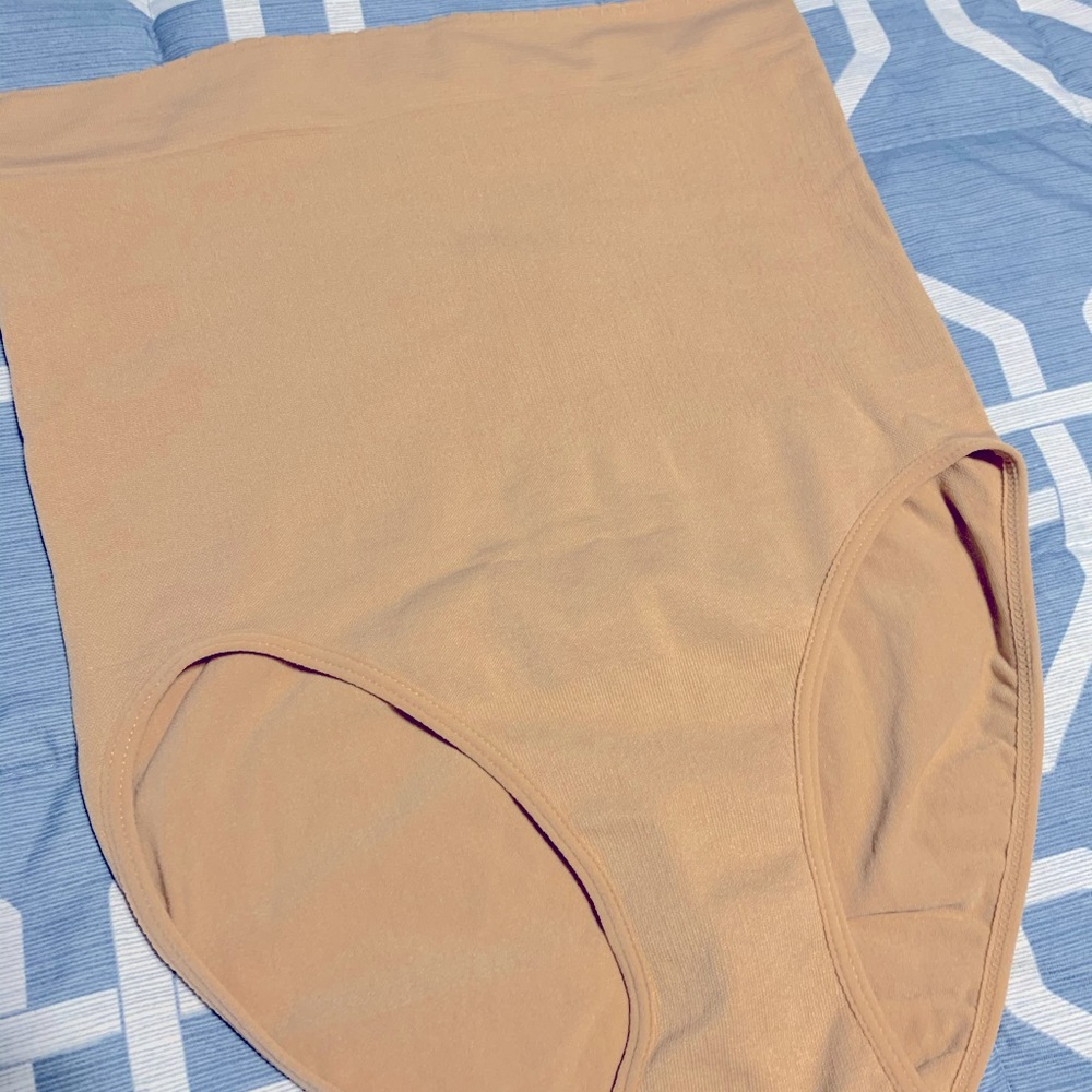 Shape wear panties.